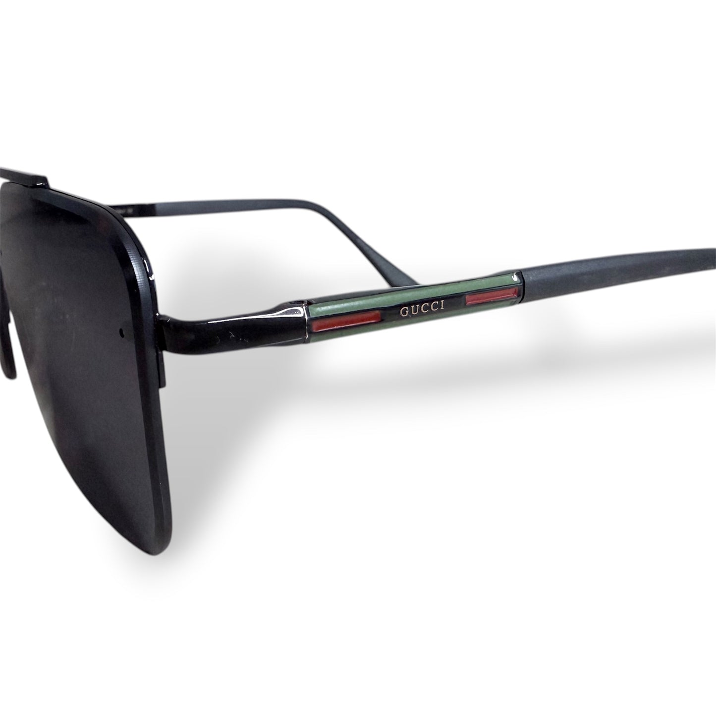 Gucci Luxury Oversized Rimless Sunglasses